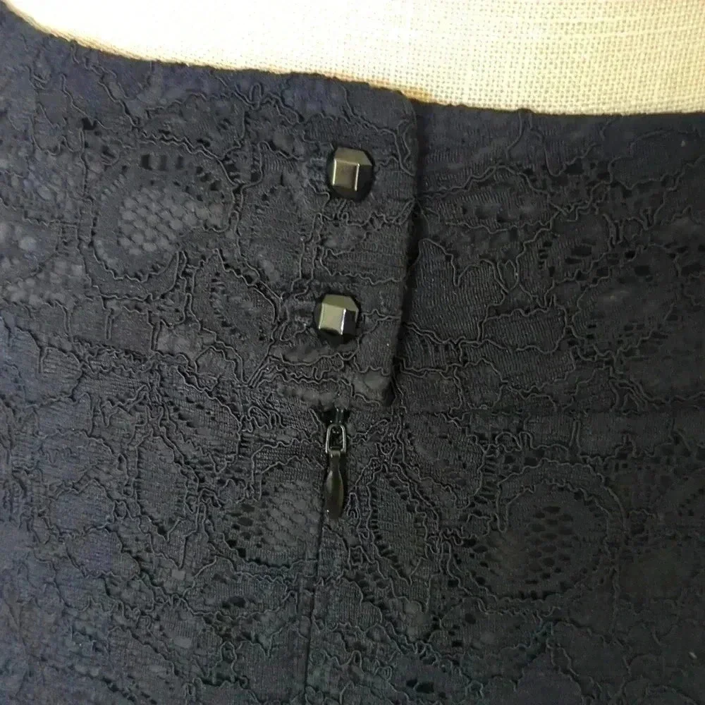 Banana Republic Black Lace Fully Lined Skirt